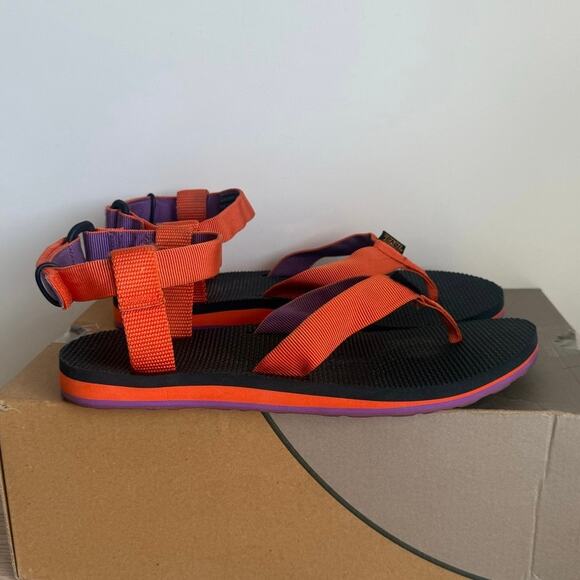Teva Multicolor Women Strappy Sandals- SZ 9 - Picture 2 of 12
